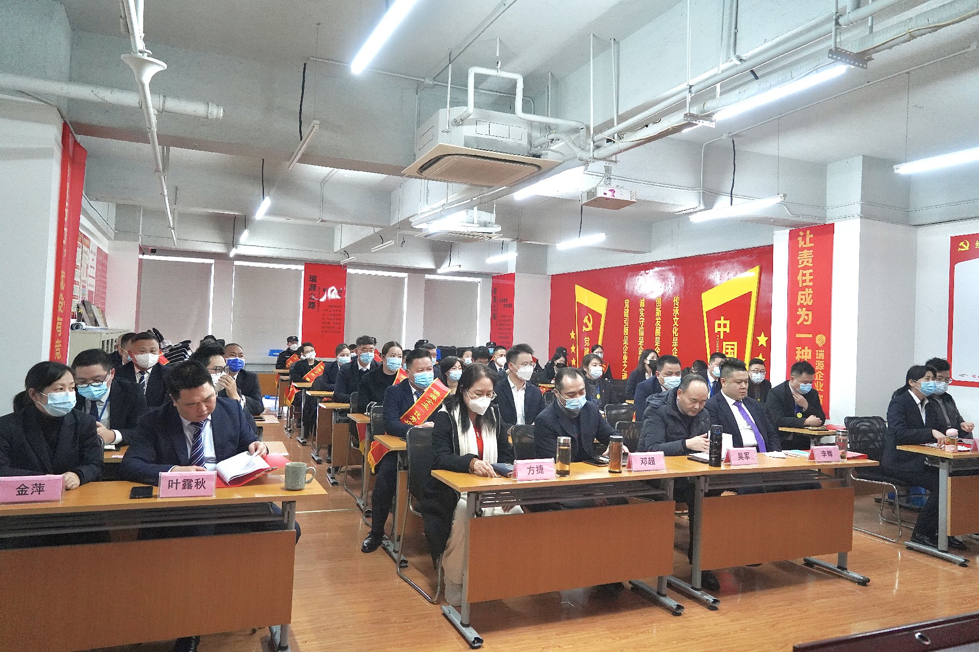 1674011117788806.jpg 1674011117788806.jpg