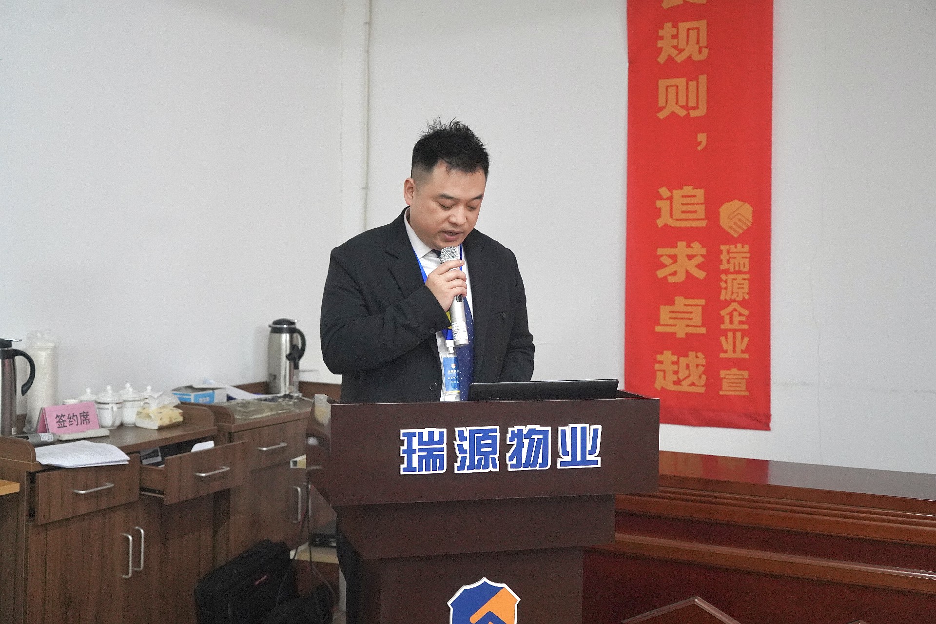 1674023967114981.jpg 1674023967114981.jpg